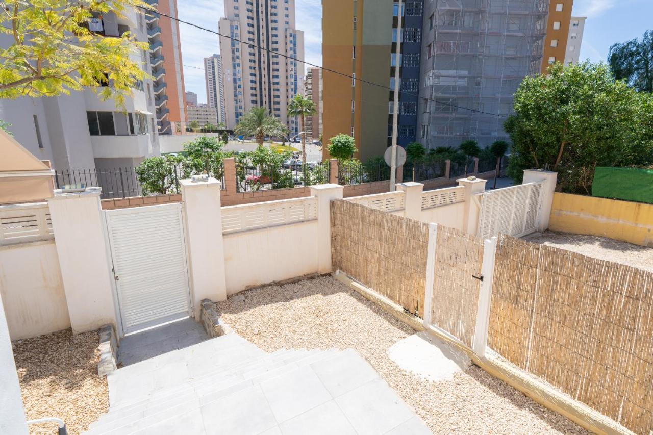 Villa Casa Mya Con Terreno Privado Y Parking Compartido - A 800M De Playa Poniente Benidorm Exterior foto